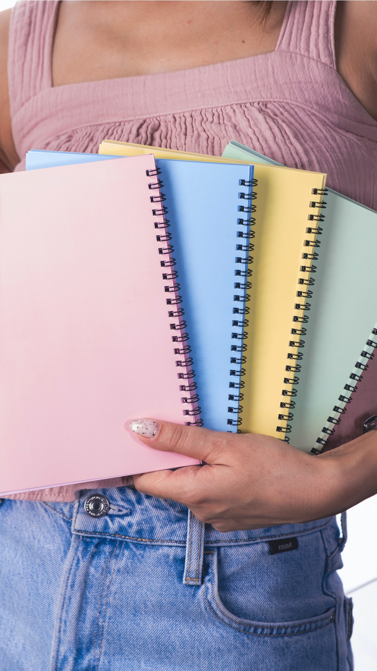Dream Notes 4 Farklı Renk Çizgisiz A5 Defter Seti Dream Notes 4 Farklı Renk Çizgisiz A5 Defter Seti