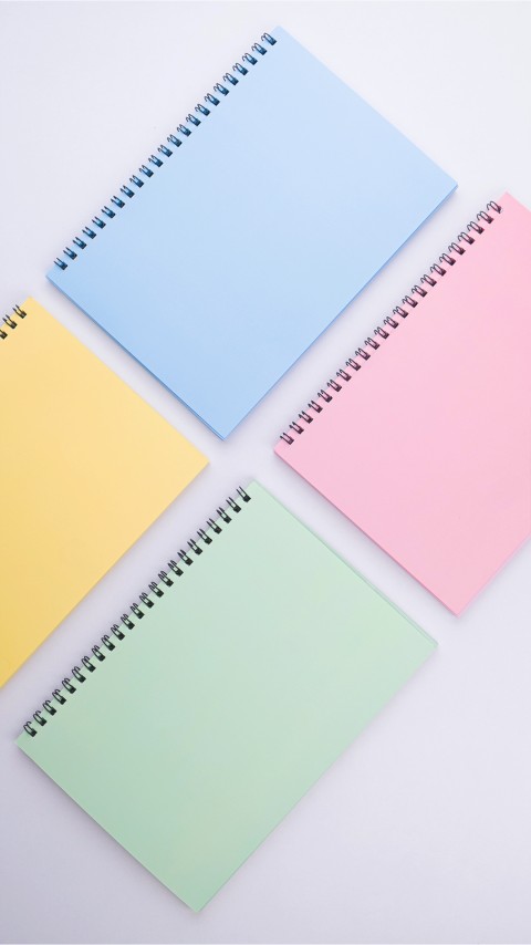 Dream Notes 4 Farklı Renk Çizgisiz A5 Defter Seti
